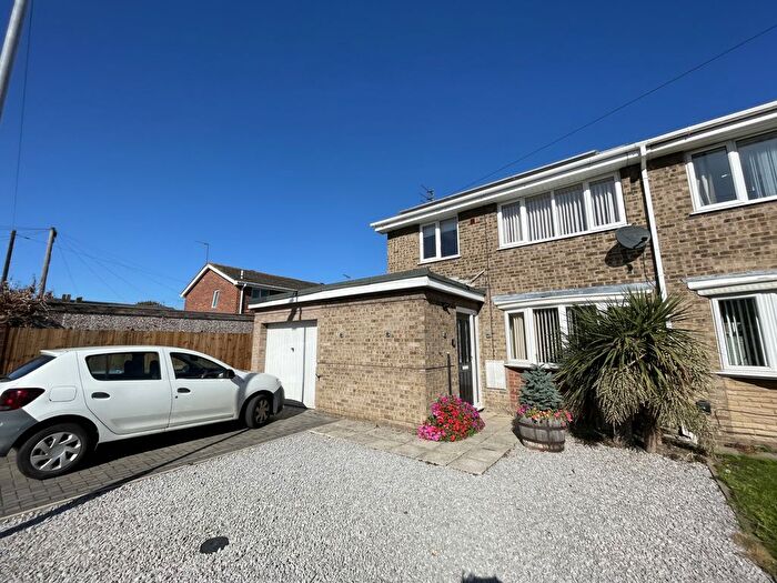 3 Bedroom Semi-Detached House For Sale In Hull, HU5