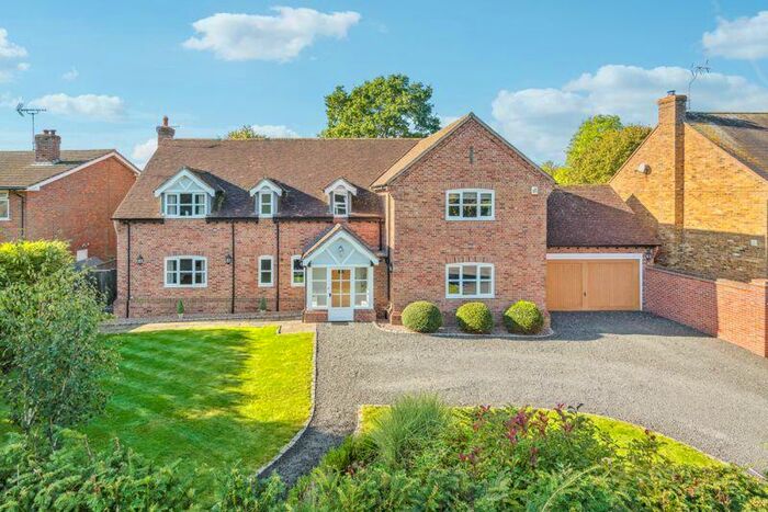 5 Bedroom Detached House For Sale In Chapel Lane, Bledlow, HP27