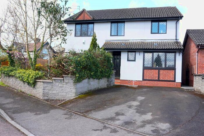4 Bedroom Detached House For Sale In Birdwood Gardens, Mathern, Chepstow, NP16