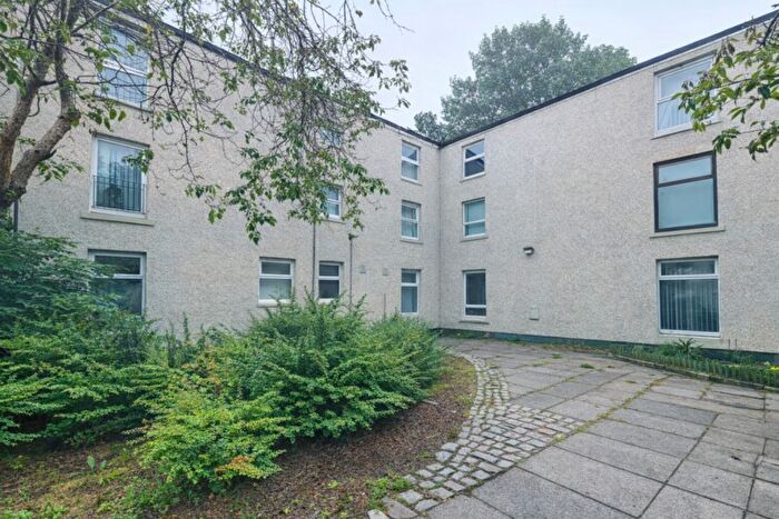 2 Bedroom Flat To Rent In Elm Drive, Cumbernauld, G67