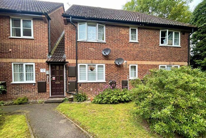 2 Bedroom Flat To Rent In Westgate Court, HP13