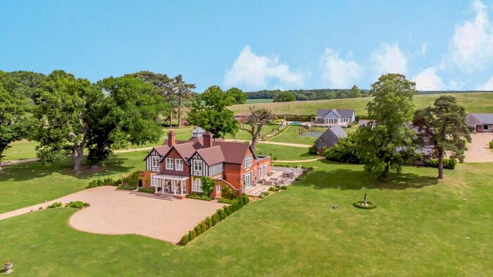 6 Bedroom Detached House For Sale In Southampton Road, Clarendon, Salisbury, SP5