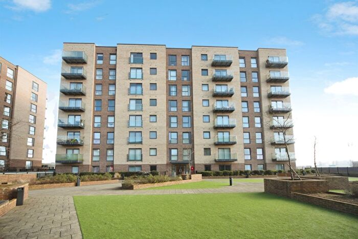 1 Bedroom Flat For Sale In Stirling Drive, Luton, LU2