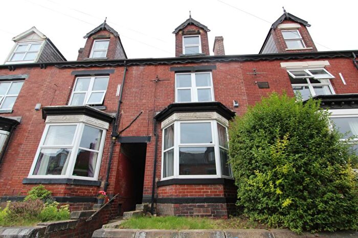 4 Bedroom Terraced House To Rent In Westbrook Bank, Sheffield, S11
