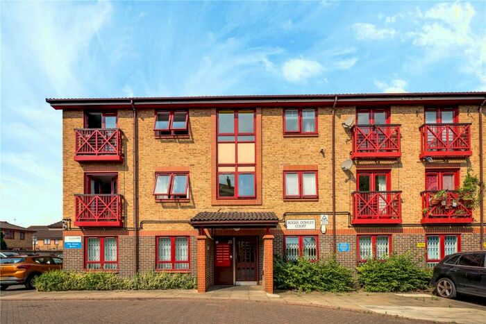 1 Bedroom Flat To Rent In Roger Dowley Court, Russia Lane, London, E2