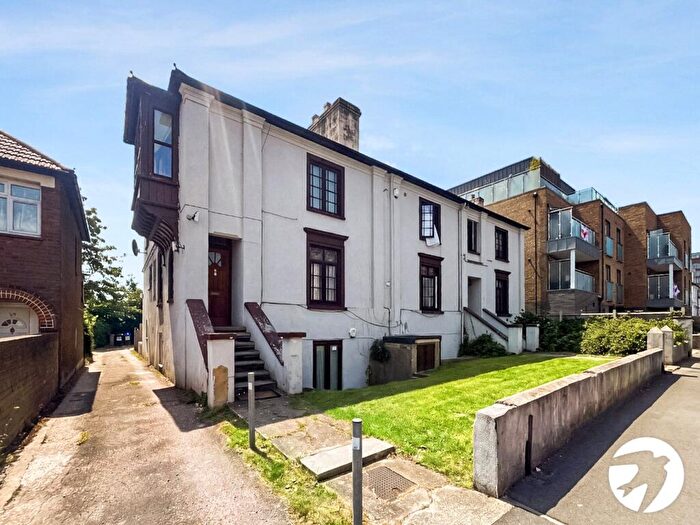 Studio To Rent In Watling Street, Bexleyheath, DA6