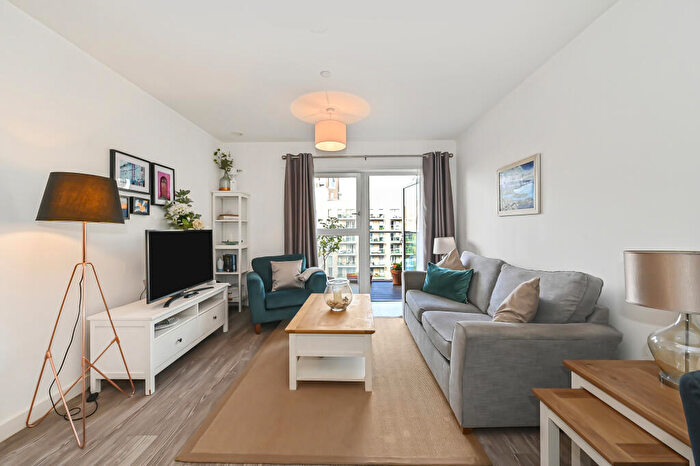 1 Bedroom Apartment For Sale In Lyall House, Shipbuilding Way, E13