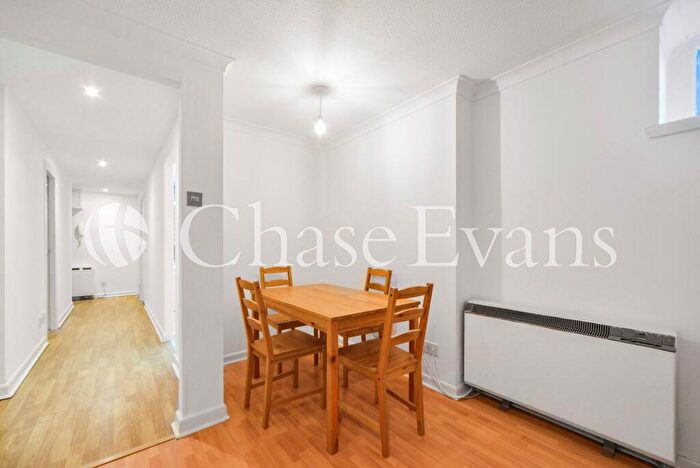 1 Bedroom Flat To Rent In St. Leonards Road, Poplar, London, E14