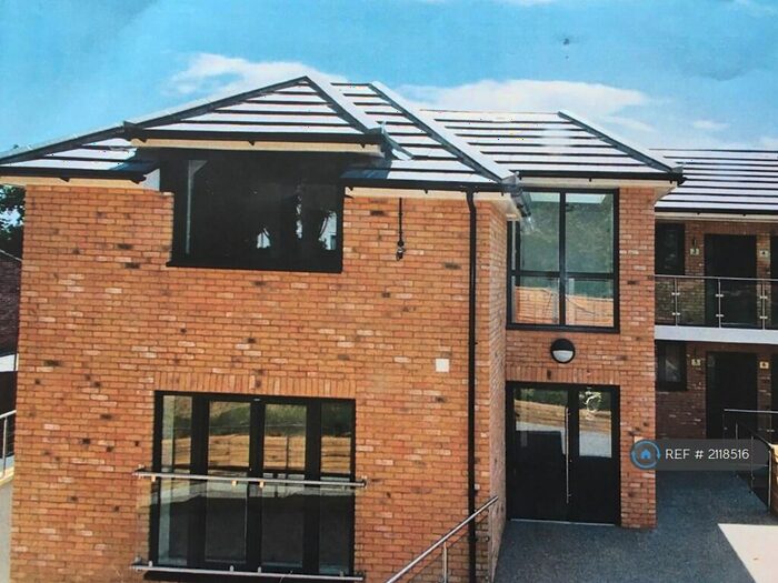 2 Bedroom Flat To Rent In Ash Court, Bexleyheath, DA6