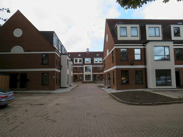 1 Bedroom Flat To Rent In Chalvey Park, Slough, SL1