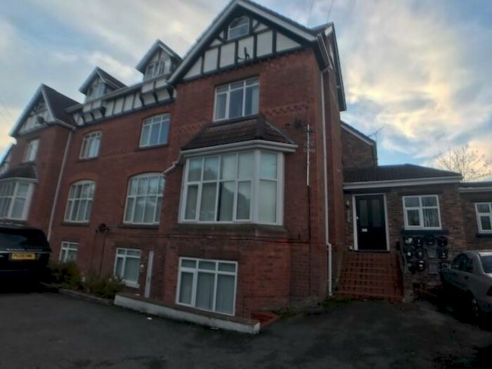 2 Bedroom Flat To Rent In - Shrewsbury Road, Oxton, Wirral, CH43