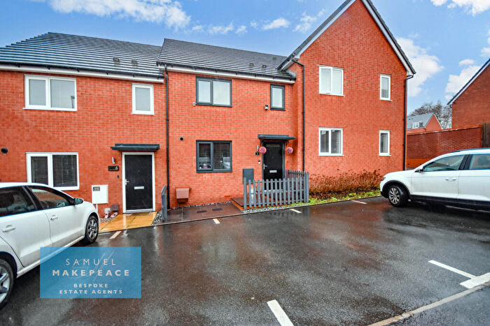 3 Bedroom Mews For Sale In Josiah Heapy Close, Burslem, Stoke-On-Trent, ST6