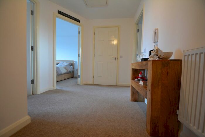 2 Bedroom Flat To Rent In Rathbone Crescent, Peterborough, PE3