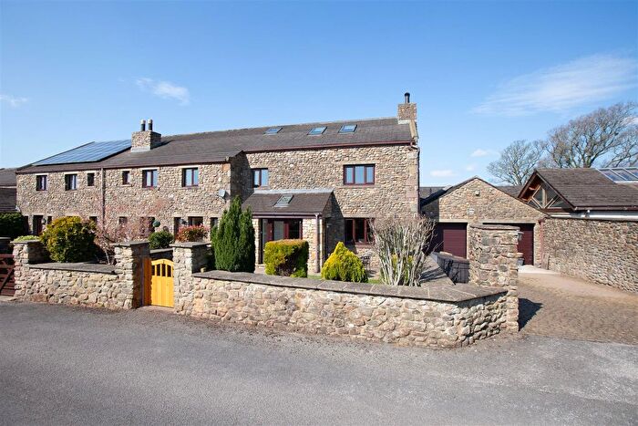 4 Bedroom Semi-Detached House For Sale In Slyne Hall Heights, Slyne, Lancaster, LA2