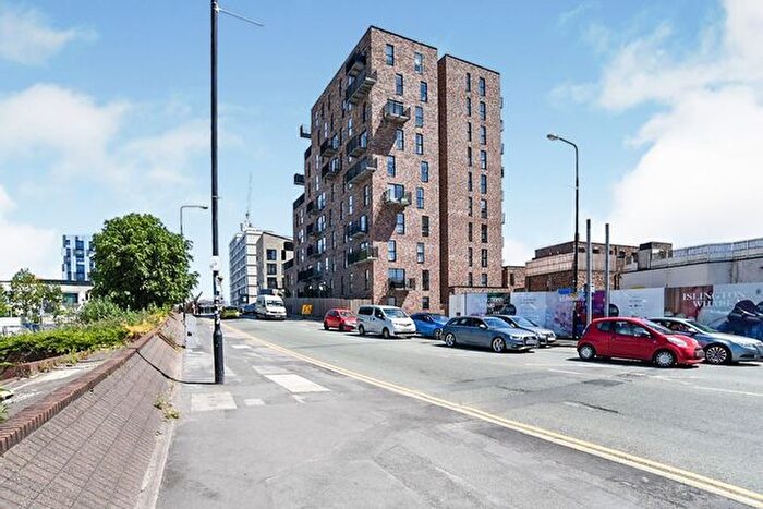 1 Bedroom Flat To Rent In Lockgate Mews, Manchester, M4