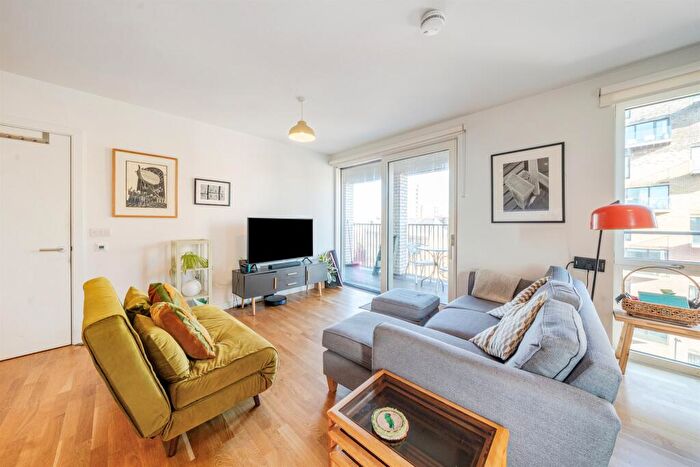 2 Bedroom Flat For Sale In Rodney Road, London, SE17