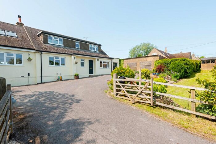 5 Bedroom Detached Bungalow To Rent In The Ridings, Witney, Oxfordshire, OX29