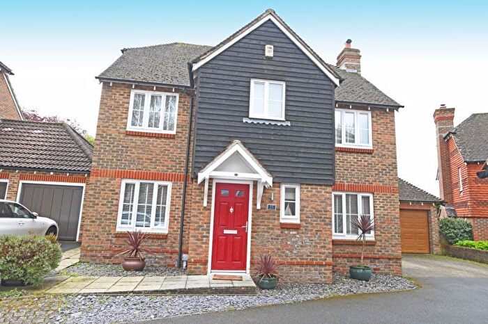 4 Bedroom Detached House For Sale In Shaw Close, Maidstone, ME14