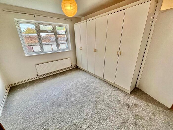 2 Bedroom Flat To Rent In Benson Court, Junction Road, London, N19