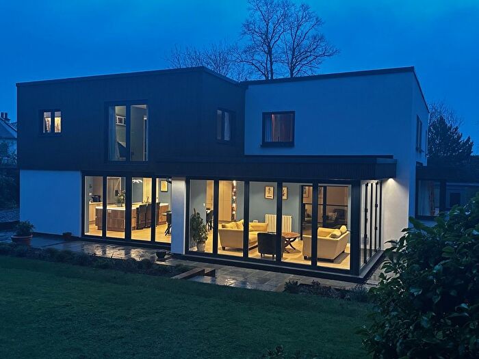 5 Bedroom Detached House For Sale In Moreton End Lane, Harpenden, Hertfordshire, AL5