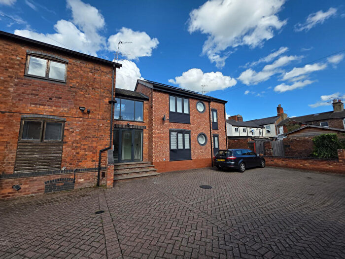 1 Bedroom Flat To Rent In Telegraph Street, Stafford, ST17