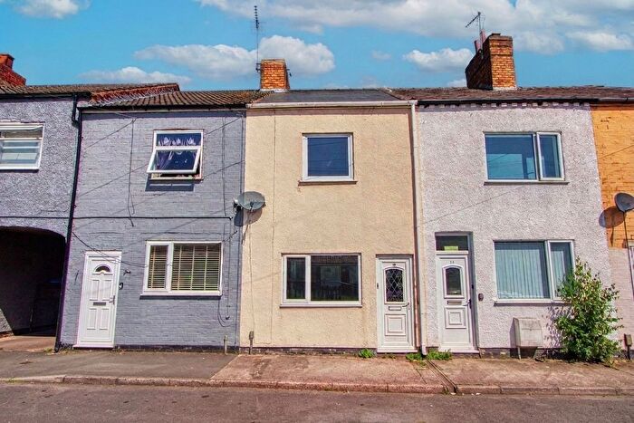 3 Bedroom Terraced House For Sale In Baker Street, Creswell, S80
