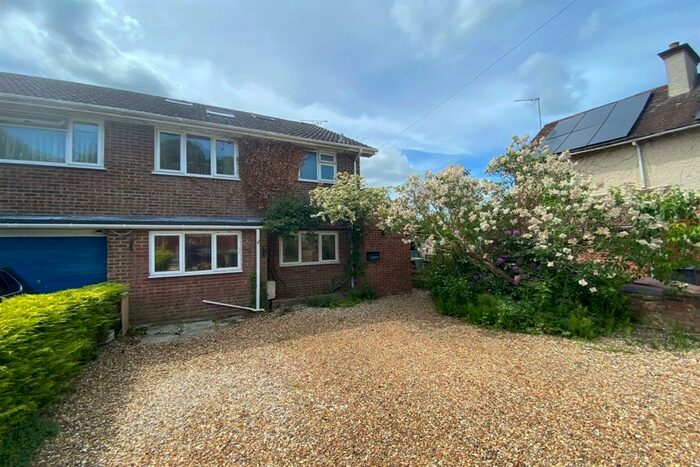 4 Bedroom Detached House To Rent In Longmoor Road, Greatham, Greatham, GU33