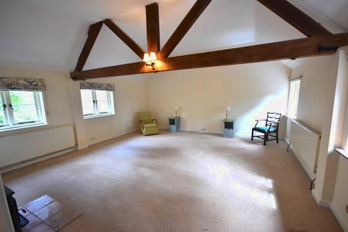 1 Bedroom Flat To Rent In Neen Sollars, Kidderminster, DY14