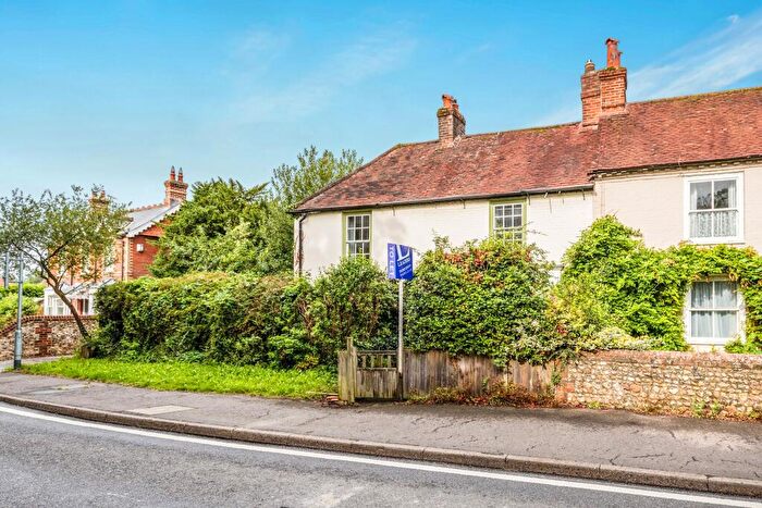 3 Bedroom Semi-Detached House To Rent In Lavant Road, Chichester, PO18