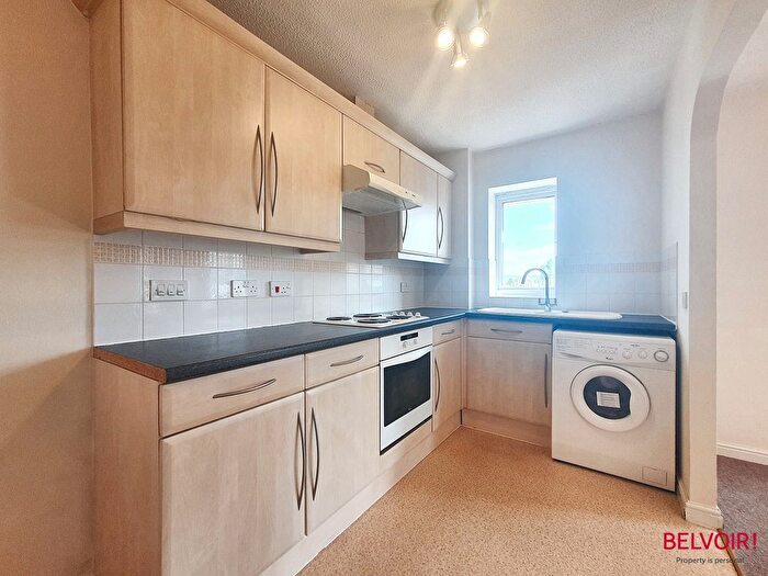 1 Bedroom Flat For Sale In Lloyd Close, Cheltenham, GL51