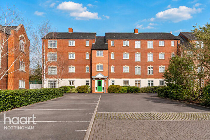 3 Bedroom Apartment For Sale In Corve Dale Walk, West Bridgford, NG2
