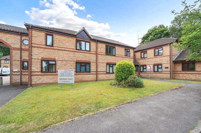 2 Bedroom Flat For Sale In Gershwin Court, Basingstoke, RG22