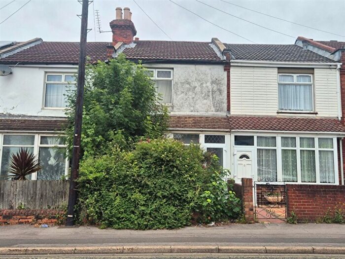 2 Bedroom Terraced House For Sale In Winchester Road, Southampton, SO16