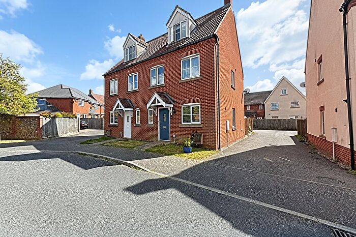 3 Bedroom Town House To Rent In Peregrine Mews, Cringleford, Norwich, NR4