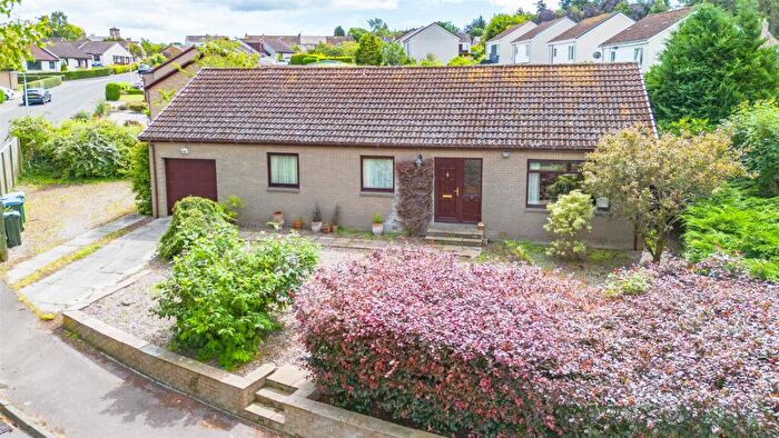 3 Bedroom House For Sale In Beechgrove Place, Errol, Perth, PH2