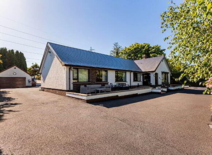 3 Bedroom Detached House With Annexs For Sale In Whinney Hill, Lisburn, BT28