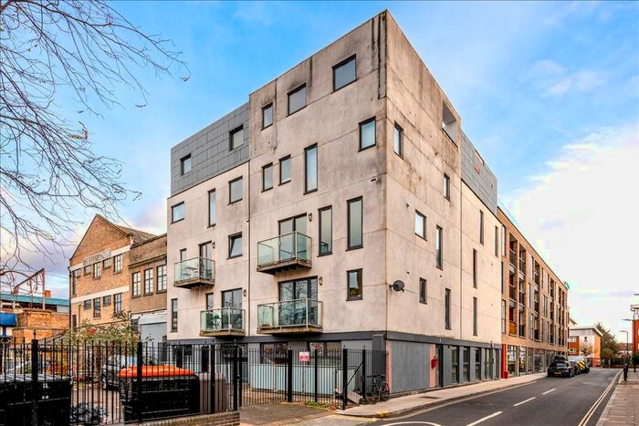 1 Bedroom Flat To Rent In Spurstowe Terrace, Hackney Downs, E8