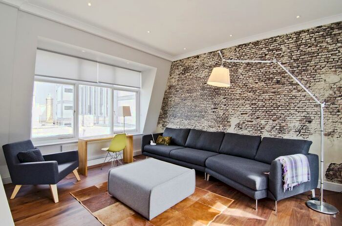 2 Bedroom Apartment To Rent In Creechurch Lane, Epc:C, EC3A