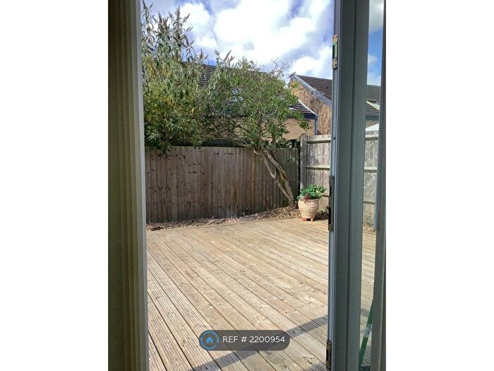 2 Bedroom Terraced House To Rent In South Tenth Street, Milton Keynes, MK9