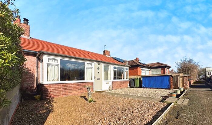 2 Bedroom Bungalow For Sale In Wallridge Cottages, Newcastle Upon Tyne, NE20