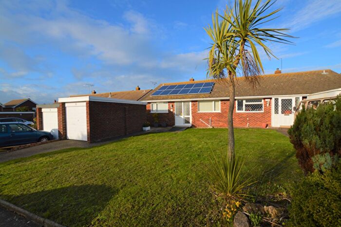 2 Bedroom Bungalow To Rent In Harbledown Gardens, Cliftonville, Margate, CT9