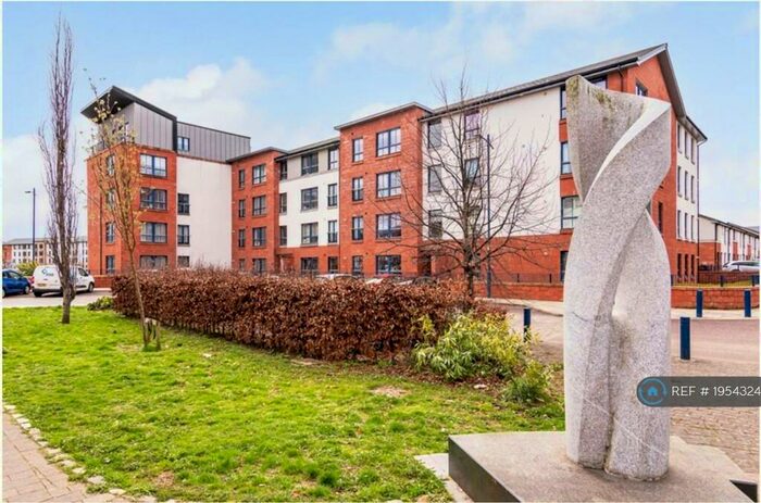 2 Bedroom Flat To Rent In Oatlands Square, Glasgow, G5