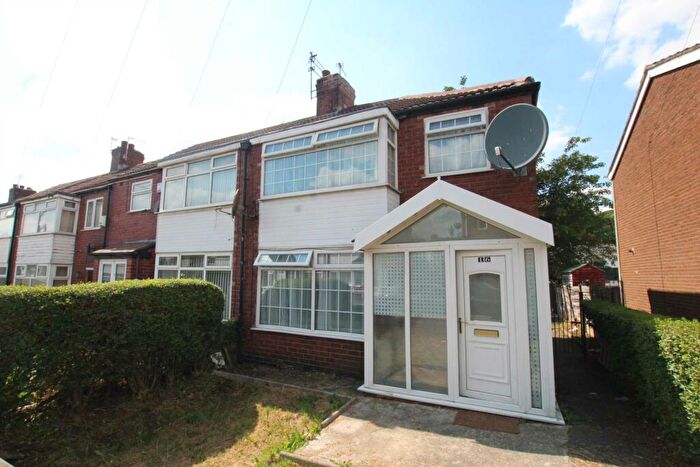 3 Bedroom Semi-Detached House To Rent In Hacking Street, Salford, M7