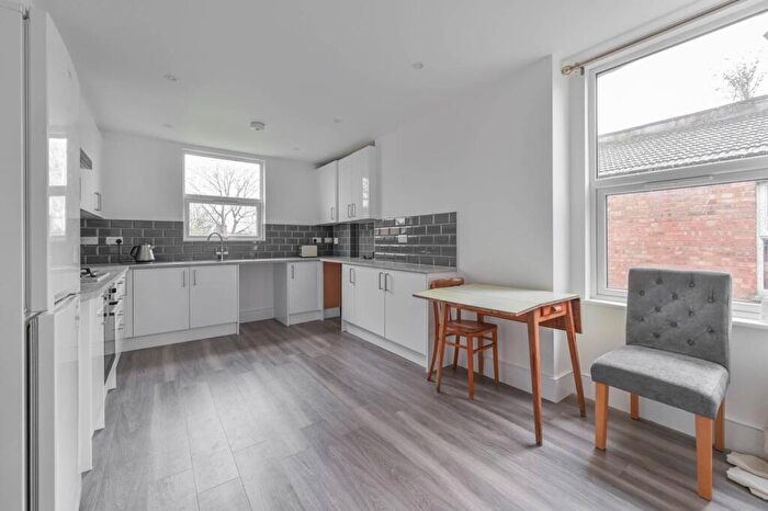 2 Bedroom Flat To Rent In Salisbury Road, , Harrow, HA1