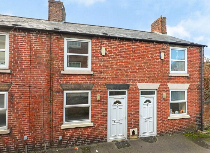 2 Bedroom Terraced House To Rent In Saltergate, Chesterfield, S40