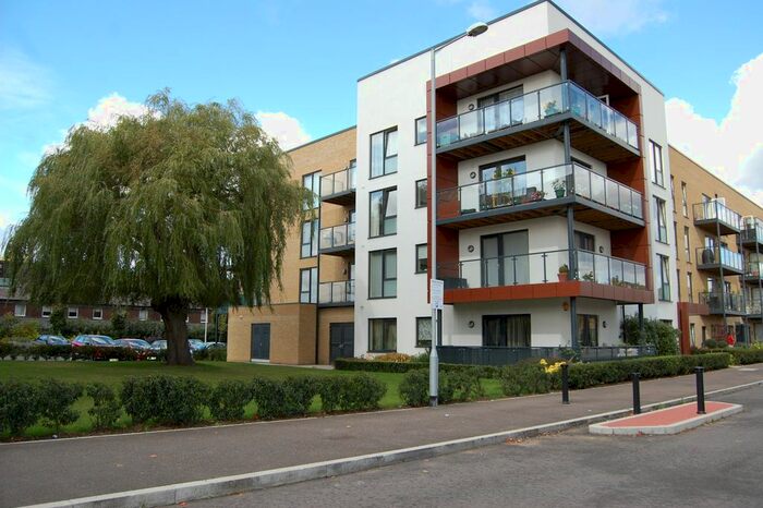 1 Bedroom Flat To Rent In Blackthron House, Kings Park, Harold Wood, RM3