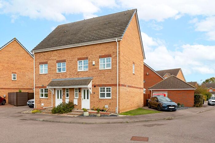 4 Bedroom Semi Detached House For Sale In Station Close, Henlow, SG16