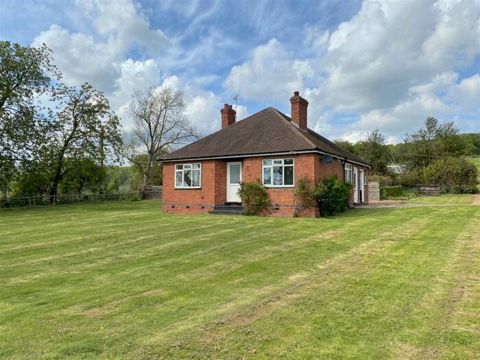 3 Bedroom Detached Bungalow To Rent In Oxton Road, Epperstone, NG14