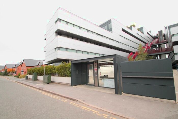 2 Bedroom Flat To Rent In Woodfield Road, Altrincham WA14