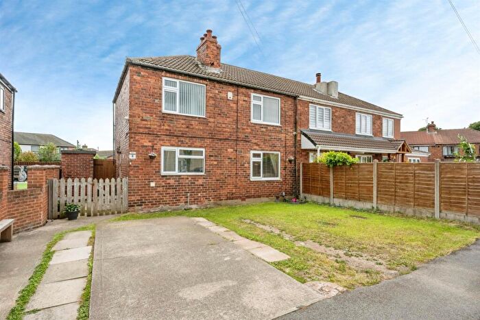 3 Bedroom Semi Detached House For Sale In Parkgate Avenue, Conisbrough, Doncaster, DN12